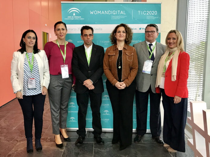 Empresarias, investigadoras y académicas reivindican medidas igualitarias para reforzar la figura de la mujer en el sector TIC en la jornada womANDigital del Congreso Andalucía Digital Week.