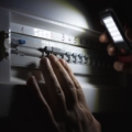 1.300 millones en pérdidas por apagón eléctrico afectan gravemente a autónomos españoles