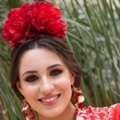 Las flores artesanales para flamenca más deseadas están en Blanco Azahar