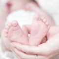 España extiende el permiso por nacimiento y cuidado a 19 semanas por progenitor