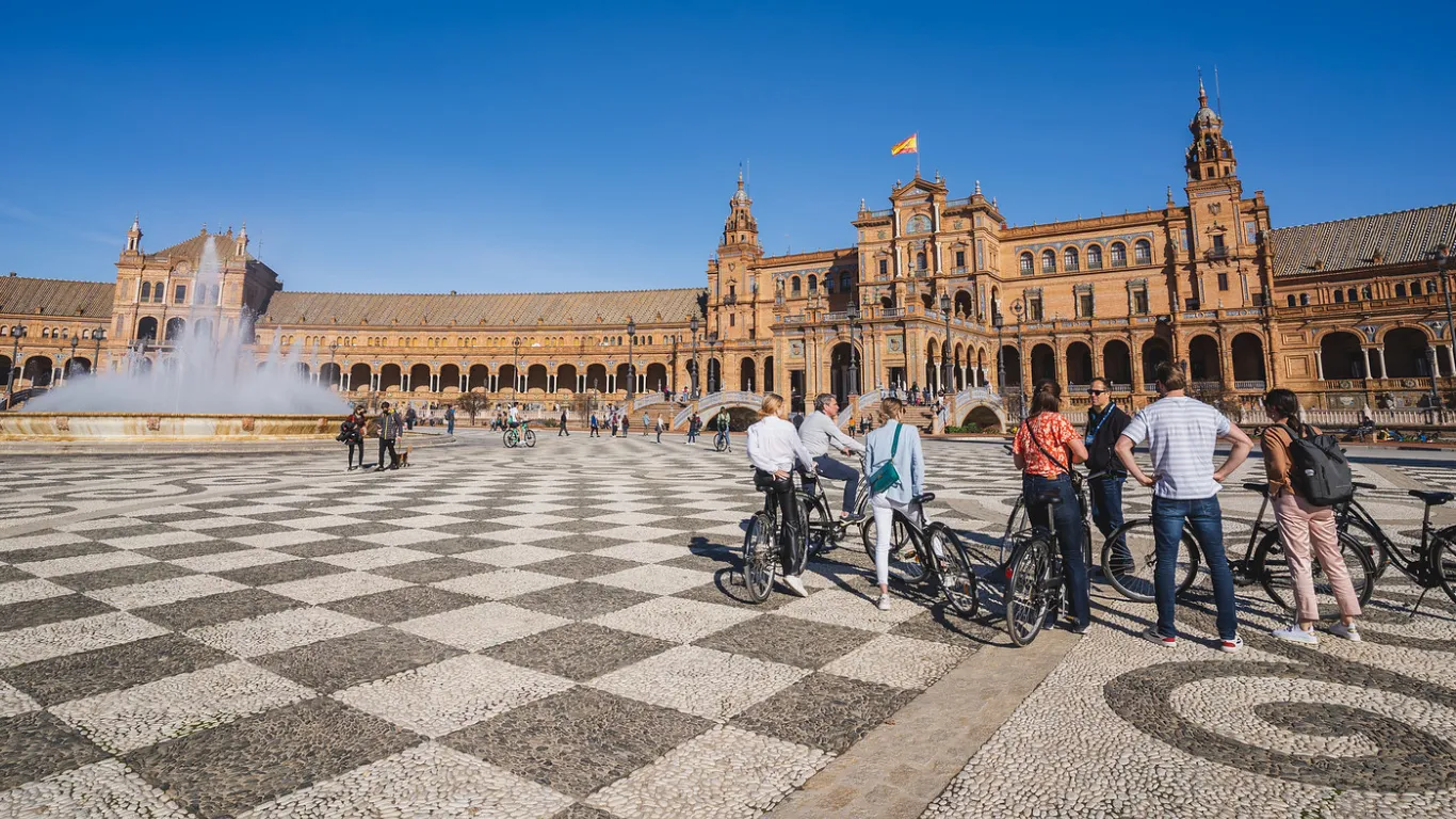 Cámara de Sevilla lanza ayudas de hasta 25.000€ para digitalización y sostenibilidad de pymes turísticas