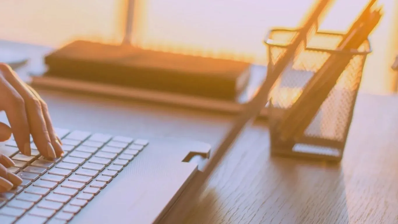 Lo que toda pyme debe saber: nuevas reglas sobre teletrabajo, permisos y desconexión digital