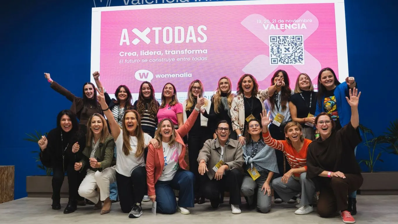 Womenalia celebra en Valencia la quinta edición de AxTodas impulsando el talento y el emprendimiento femenino