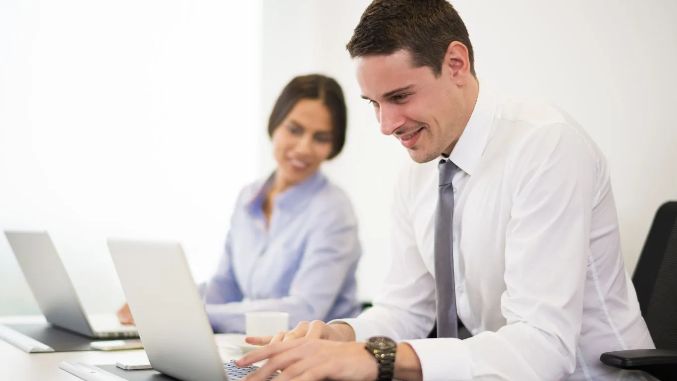 fiskaly detalla los errores comunes en Verifactu que afrontan empresas y desarrolladores en España ante los plazos de 2026