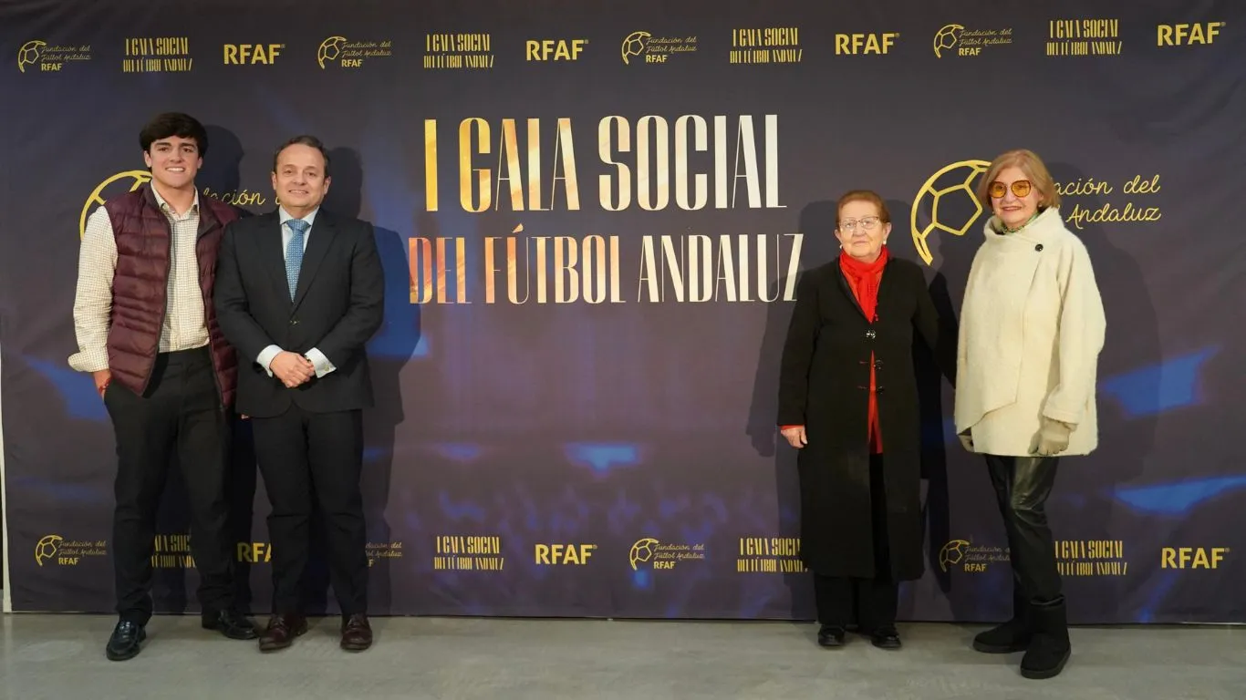 El Grupo Díaz Cadenas cierra 2025 con dos premios que reconocen su compromiso social y solidario