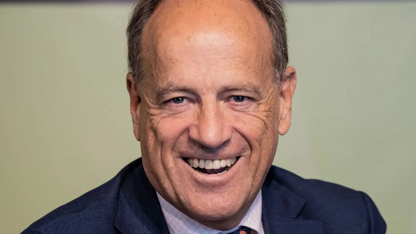 Howden Iberia prorroga hasta 2030 las funciones de Alfredo Arán como senior advisor