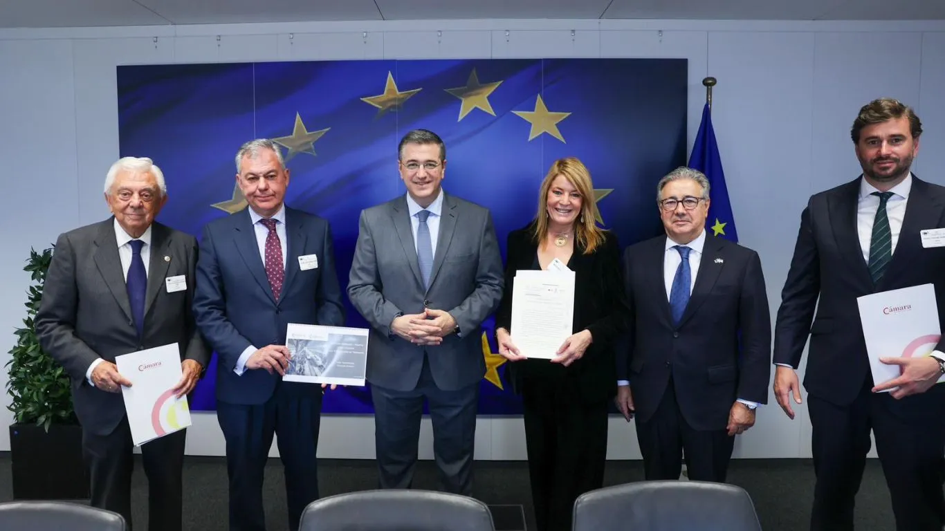 Cámaras de Comercio y ayuntamientos de Huelva y Sevilla piden priorizar el AVE Faro-Huelva-Sevilla en la cumbre hispano-lusa