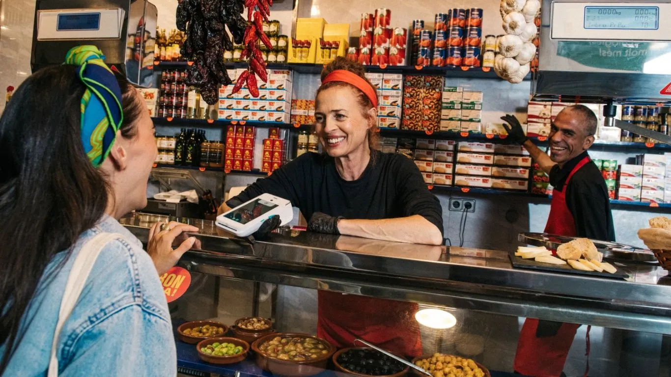 El 80% de los comercios españoles reclama pagos instantáneos para mejorar la experiencia de compra de sus consumidores