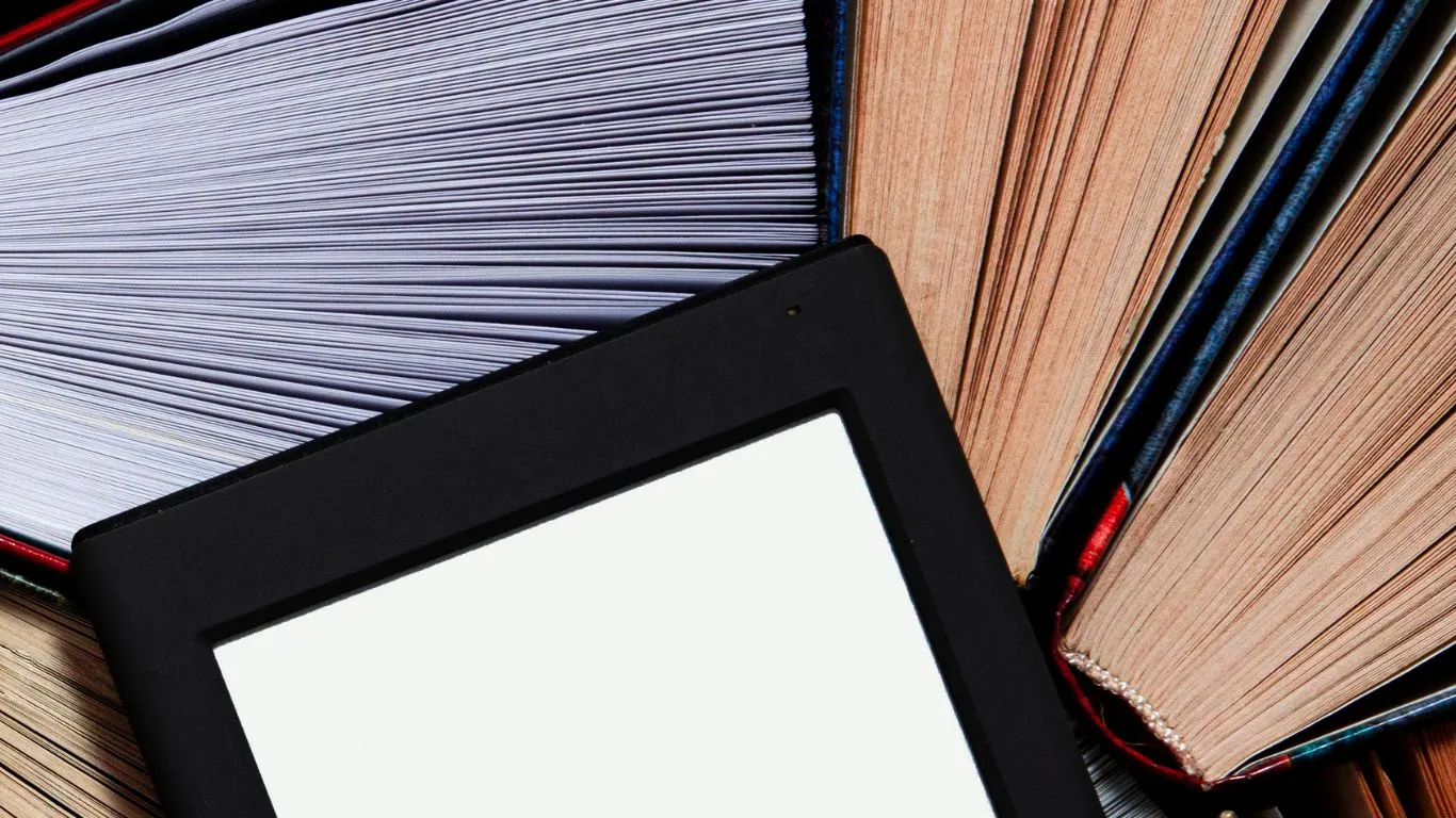 El libro digital en español factura 130 millones de euros en 2025 y confirma su consolidación como hábito cultural