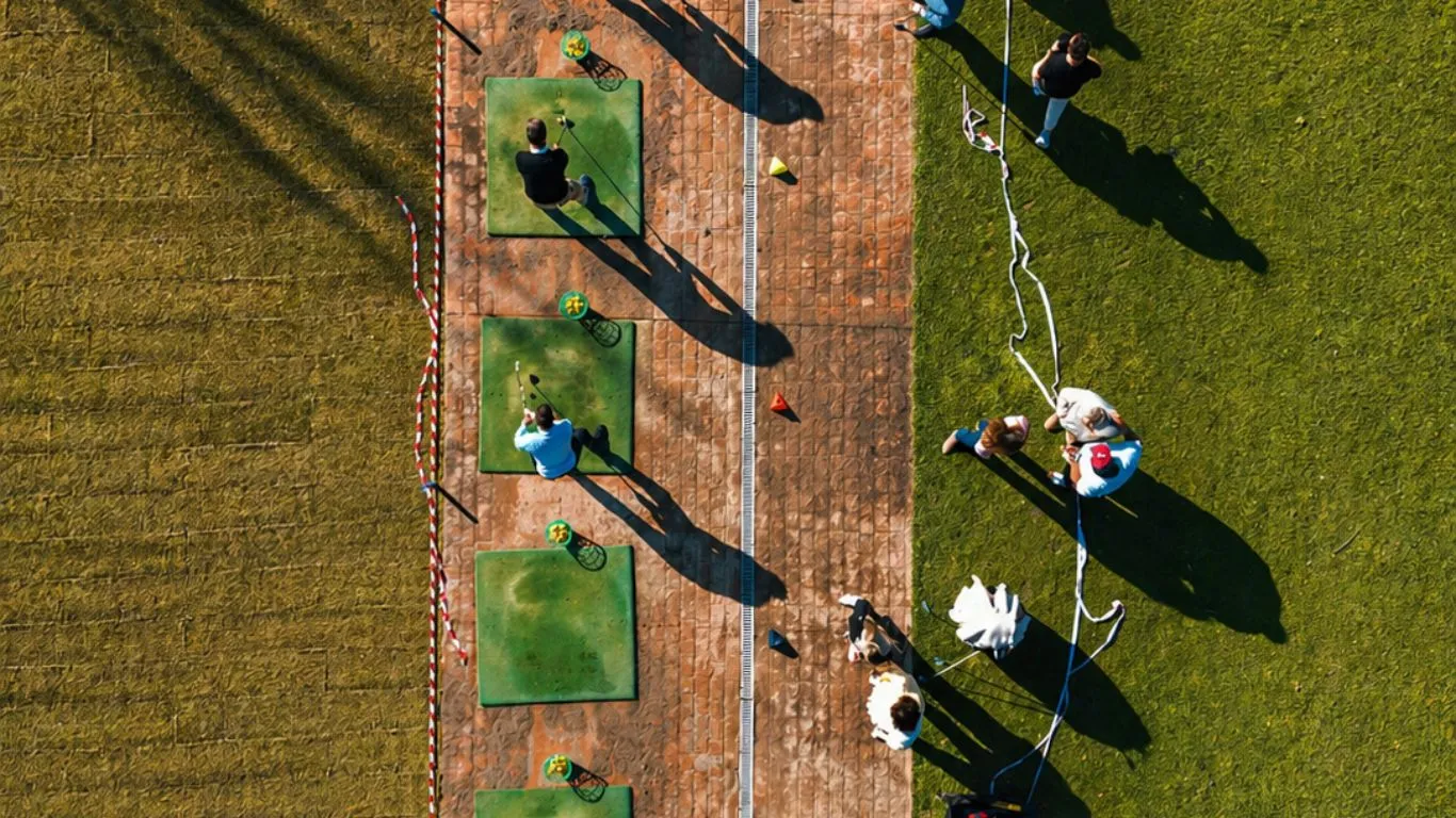Golf y clubes privados redefinen el tiempo libre