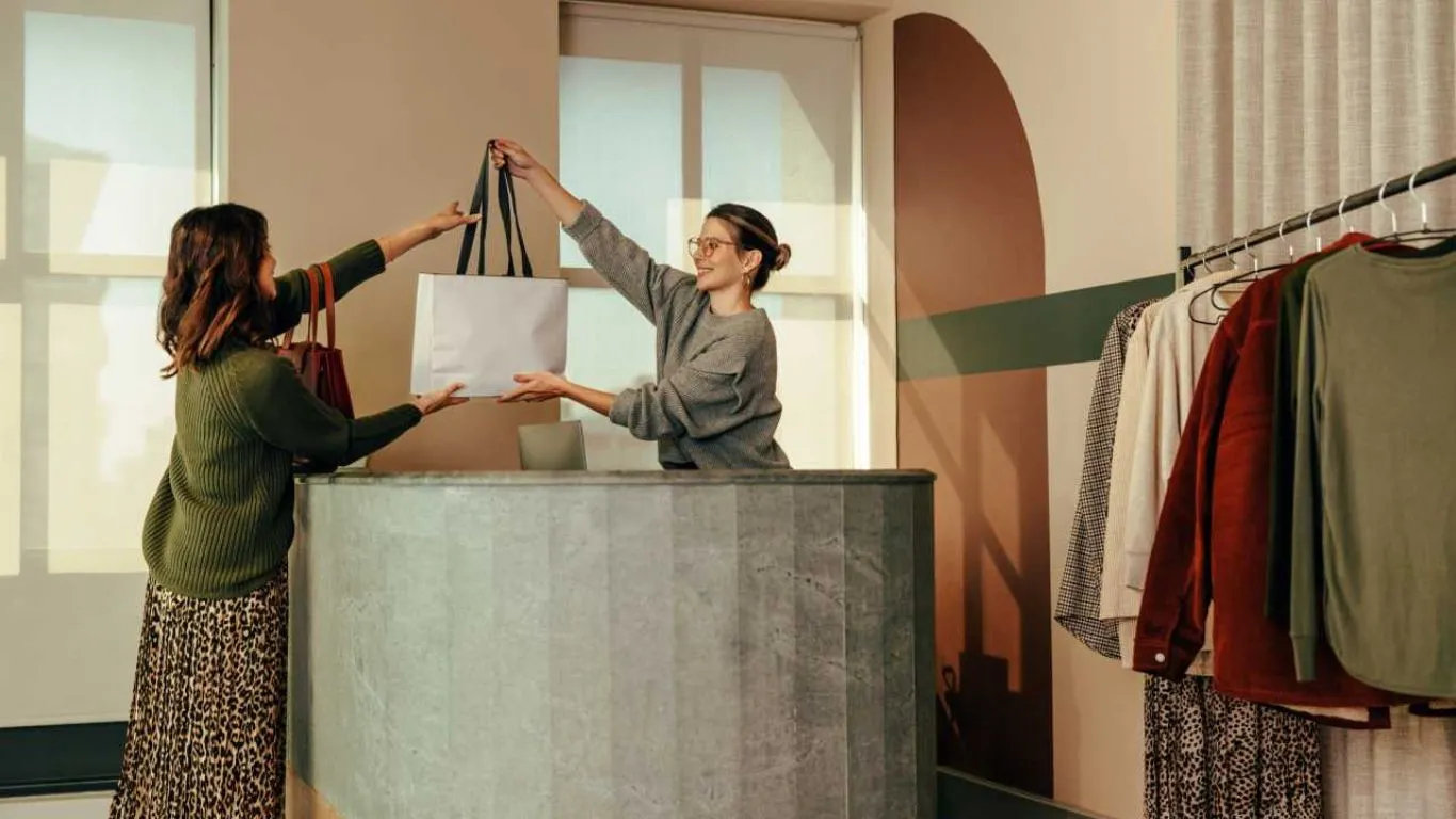 American Express lanza una nueva edición de Shop Small para impulsar el comercio local en España
