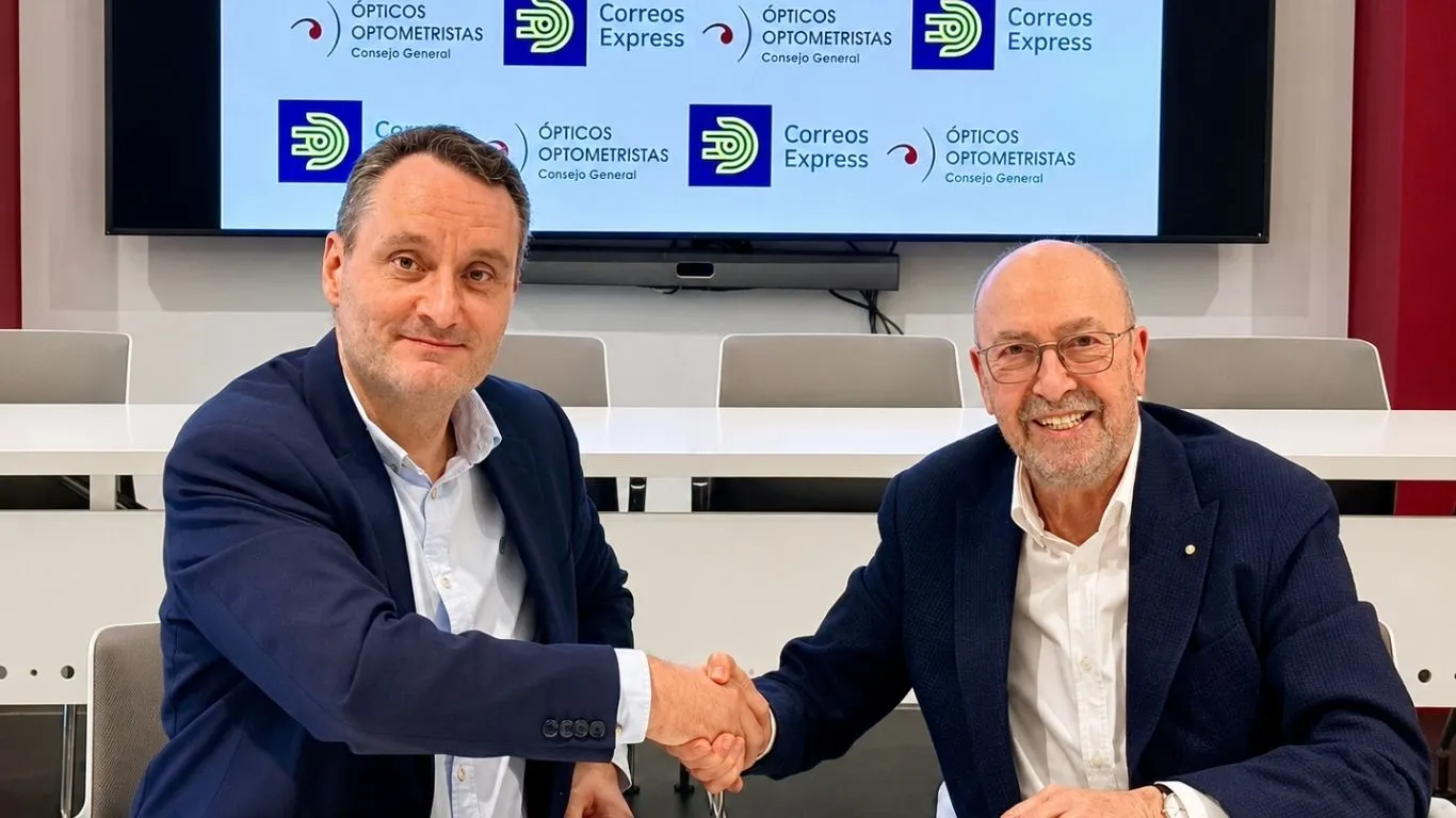 Correos Express distribuirá 6.500 gafas homologadas para observar con seguridad el eclipse solar del 12 de agosto