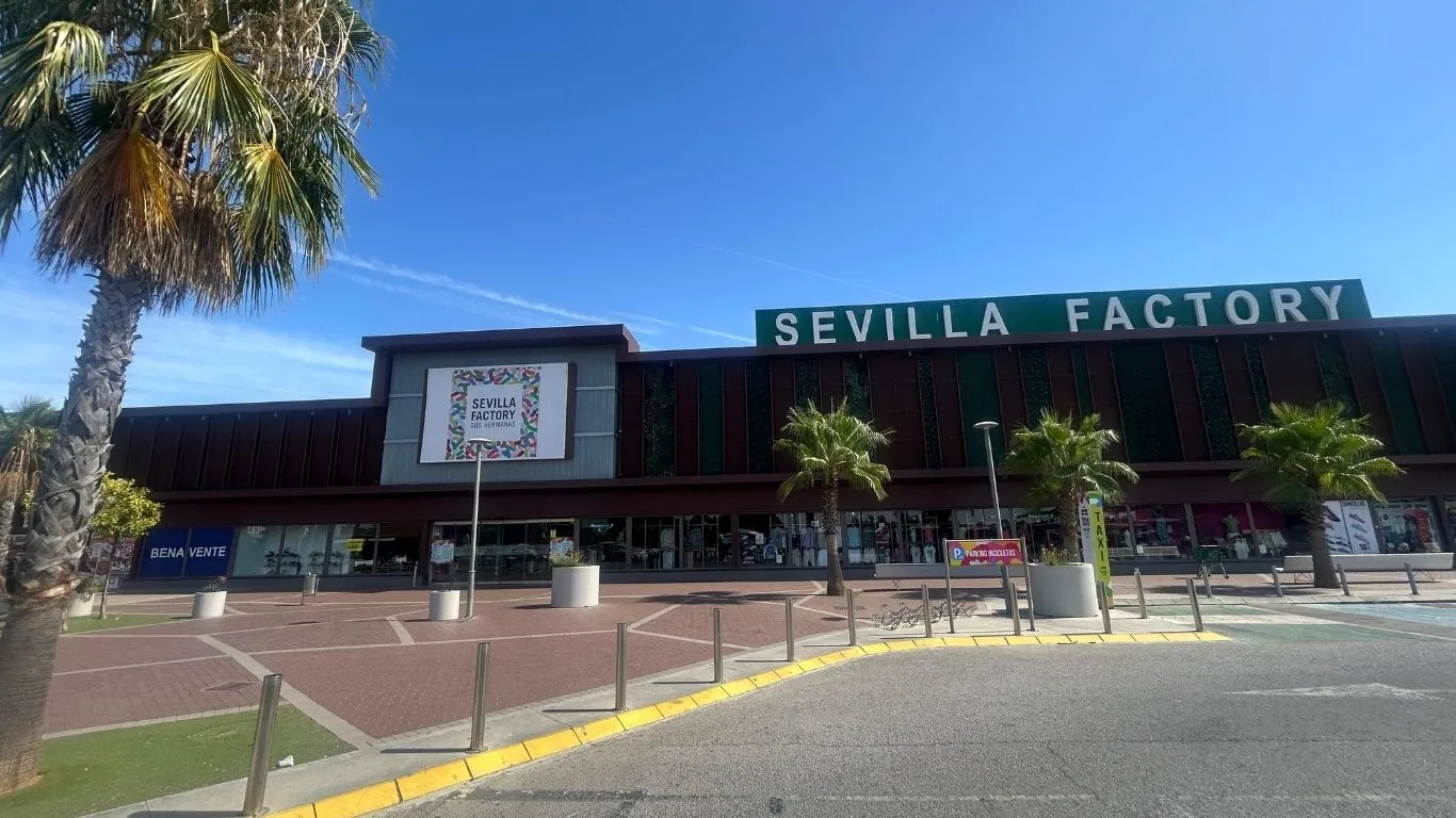 MVGM asume la gestión integral de Sevilla Factory, con 18.425 metros cuadrados y 54 locales